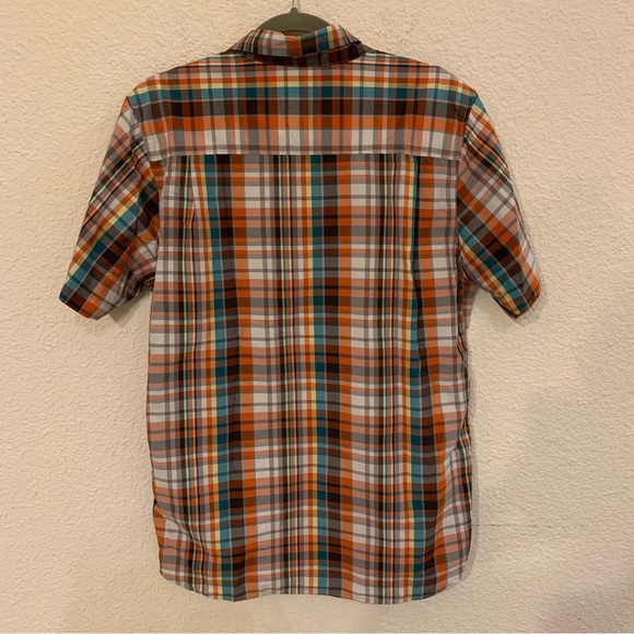 The North Face men’s medium short sleeve plaid button down shirt performance - Picture 5 of 5